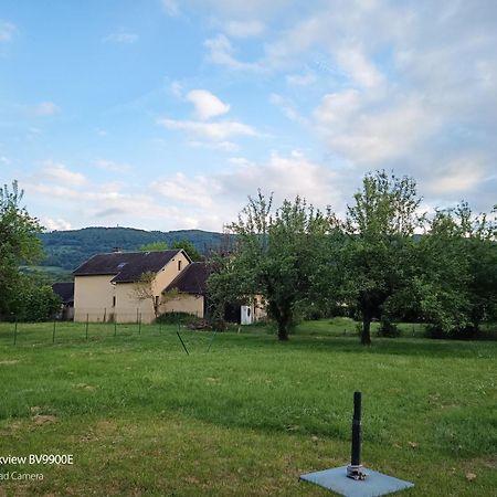 La Clematite D'Olt Apartamento Saint-Côme-dʼOlt Exterior foto