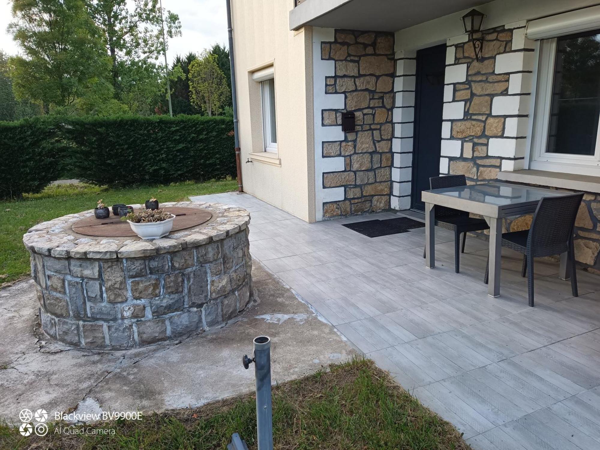 La Clematite D'Olt Apartamento Saint-Côme-dʼOlt Exterior foto