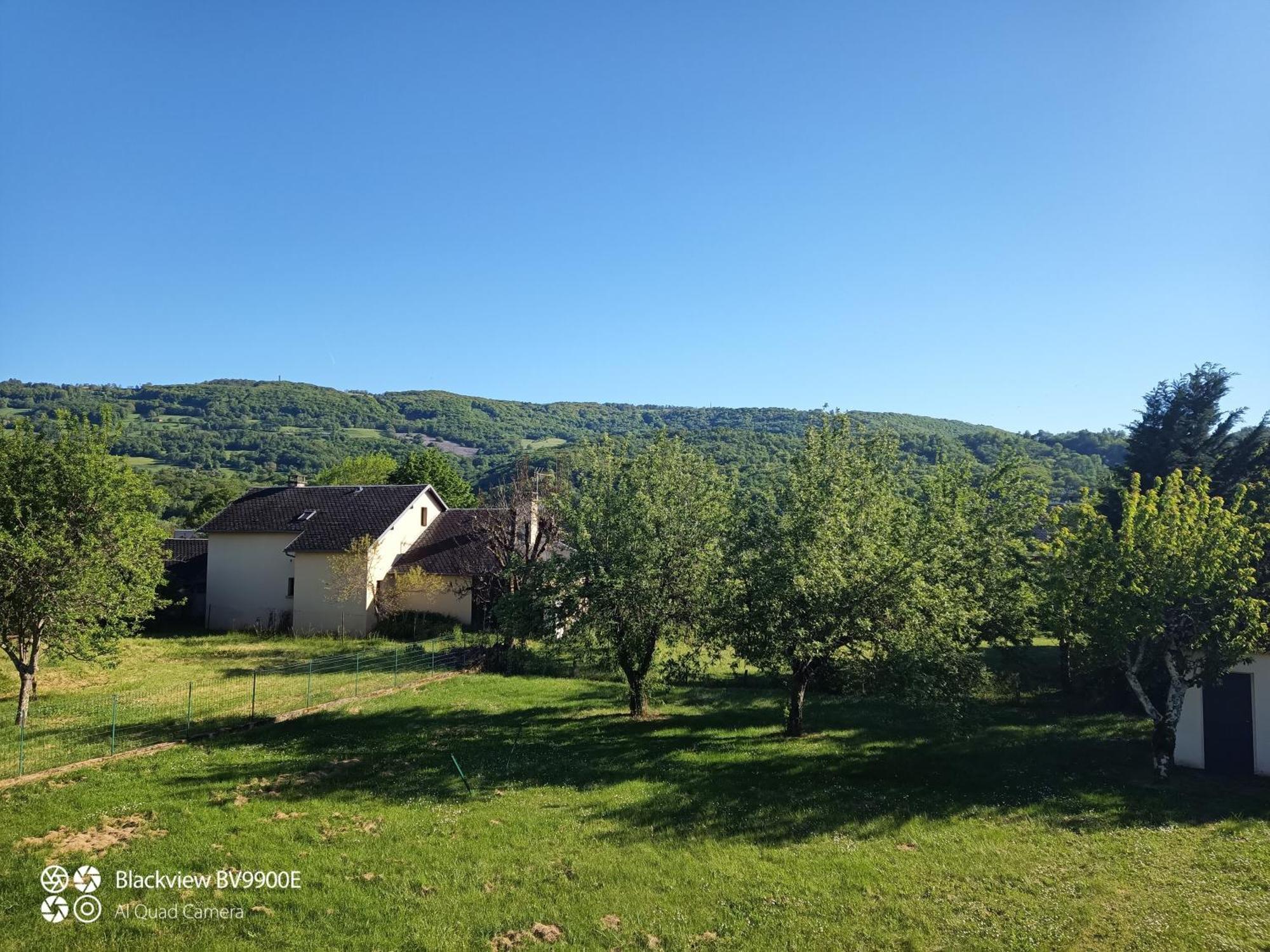 La Clematite D'Olt Apartamento Saint-Côme-dʼOlt Exterior foto